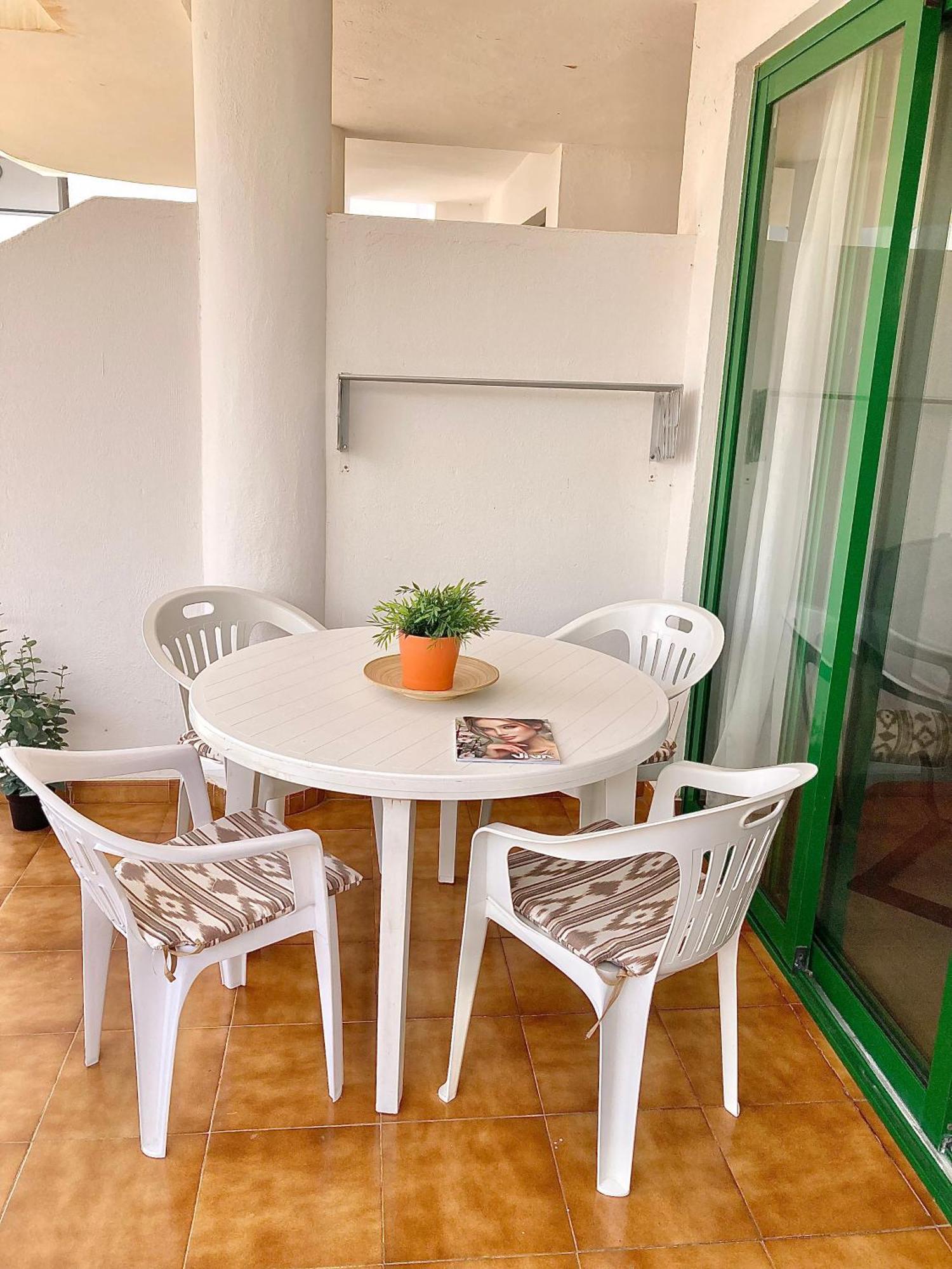 Ground Floor Apartment With Pool, Next To The Beach Costa Teguise Εξωτερικό φωτογραφία